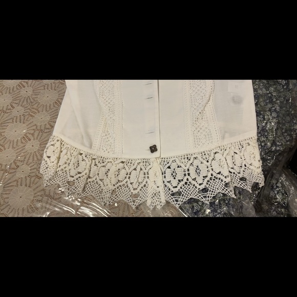 Traditional German Drindl - Picture 6 of 12